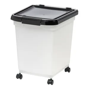 32.5 Quart WeatherPro® Airtight Pet Food Container, Black/Pearl